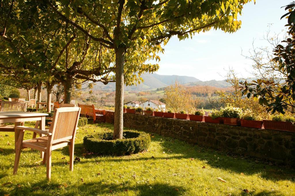 Hotel Senorio De Ursua 아리츠쿤 외부 사진